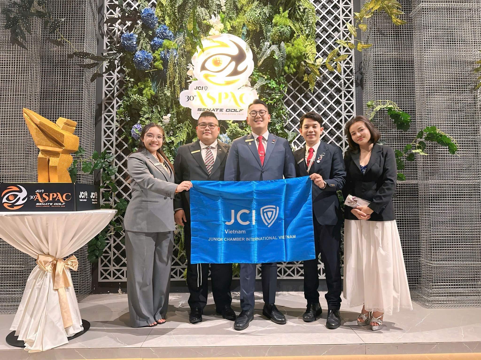  [CULTURAL BRIDGE 2024] Chia sẻ về giá trị hòa bình với Hạ nghị sĩ và chính khách Nhật Bản